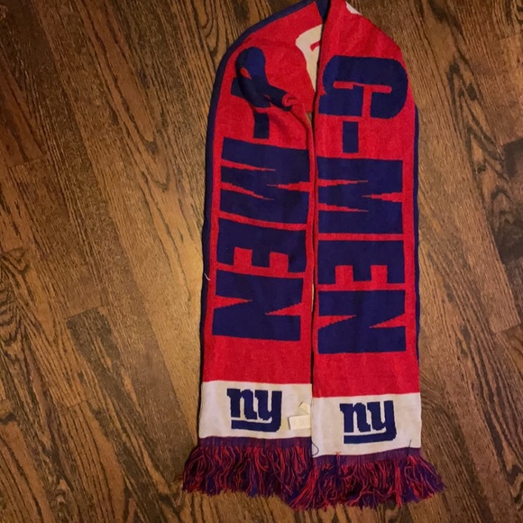 NY Giants hat and scarf - Picture 3 of 3